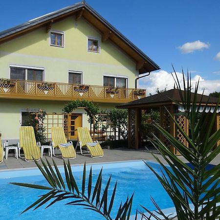 Hotel Pension Scherwirt Graz Esterno foto
